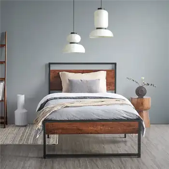 Кровать-платформа Easyfashion с металлическим каркасом в деревенском стиле с опорой на планки, коричневая в деревенском стиле, двойная