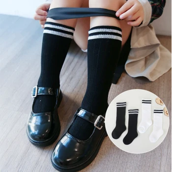 Новые хлопчатобумажные носки до колена для маленьких девочек, спортивные носки в полоску для мальчиков, Детские длинные носки, мягкие школьные носки для детей 0-6 лет